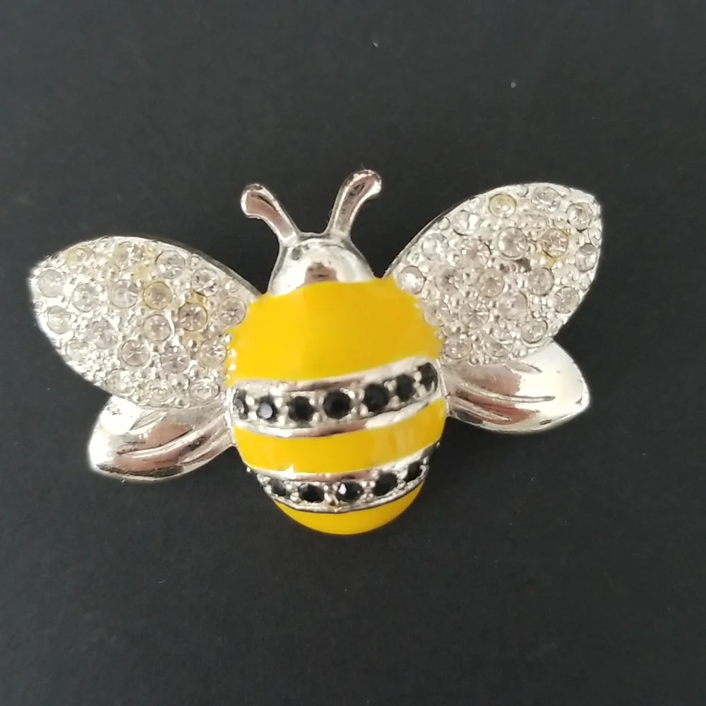 Bumblebee Pin - Picture 3 of 5